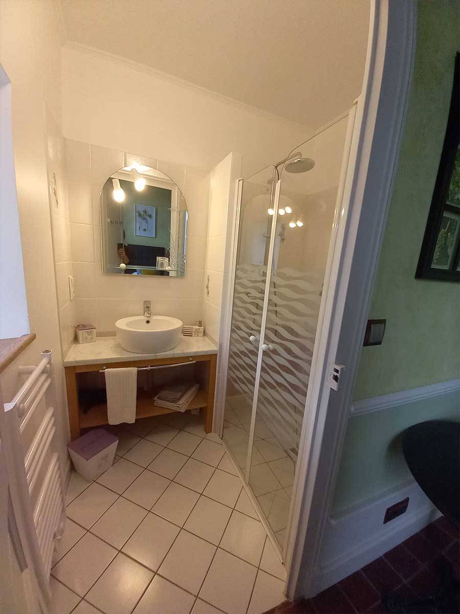 sanitaires chambre